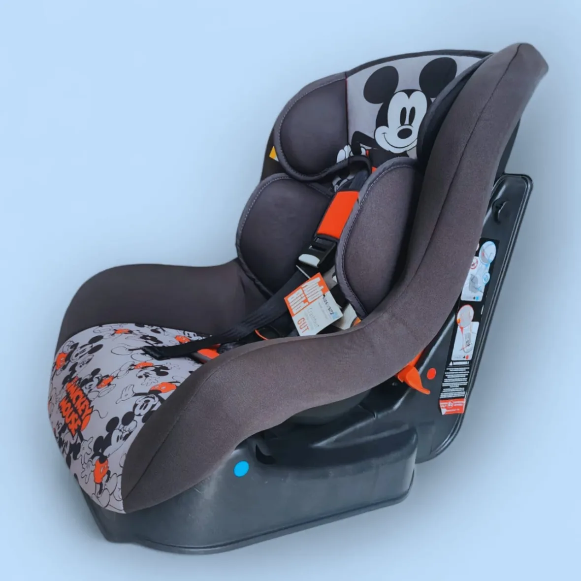 siege-auto-nania-groupe-0-1-mickey.jpeg