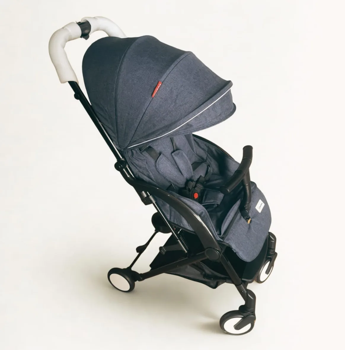 Poussette compacte – Mon Bébé