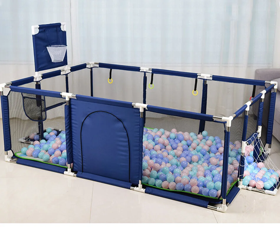 Parc de jeux spacieux avec Balles – The Child’s