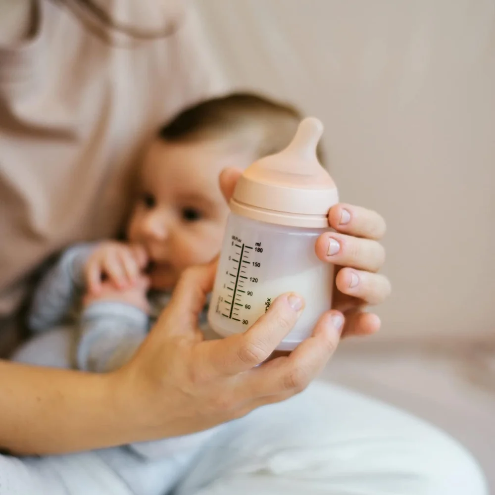 biberon-anti-colique-zero-zero-A-light (2)