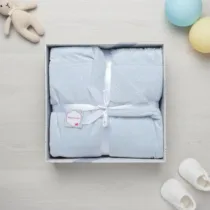 profil-couverture110-x-140cm-bleue-en-peluche-imprimee-etoiles-naf-naf