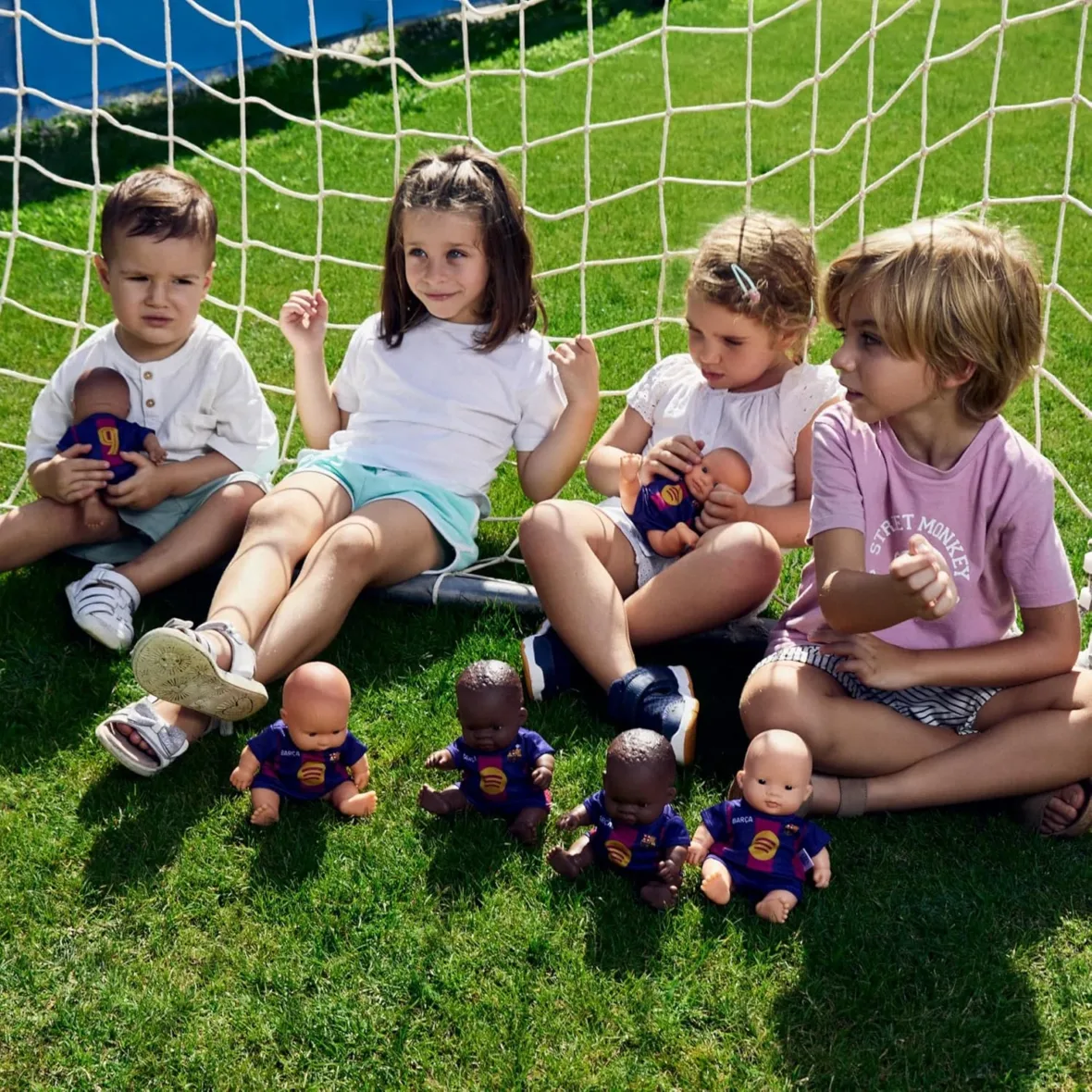 poupee-bebe-avec-tenue-officielle-barcelona-21-cm-gobebe.ma_