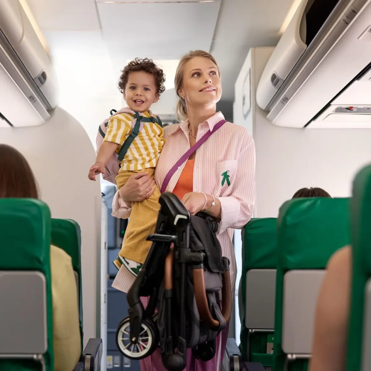 poussette-compacte-pour-cabine-avion-gobebe-maarif