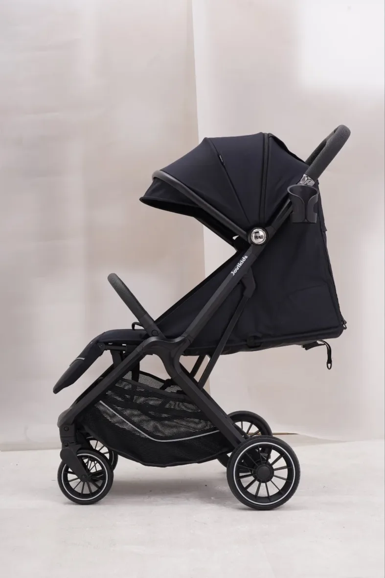 poussette-a-plier-jovikids-gobebe