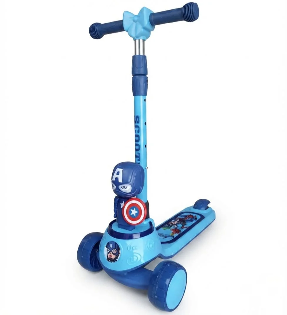 trottinette-enfant-a-trois-roues-avengers-bleu-gobebe-maarif